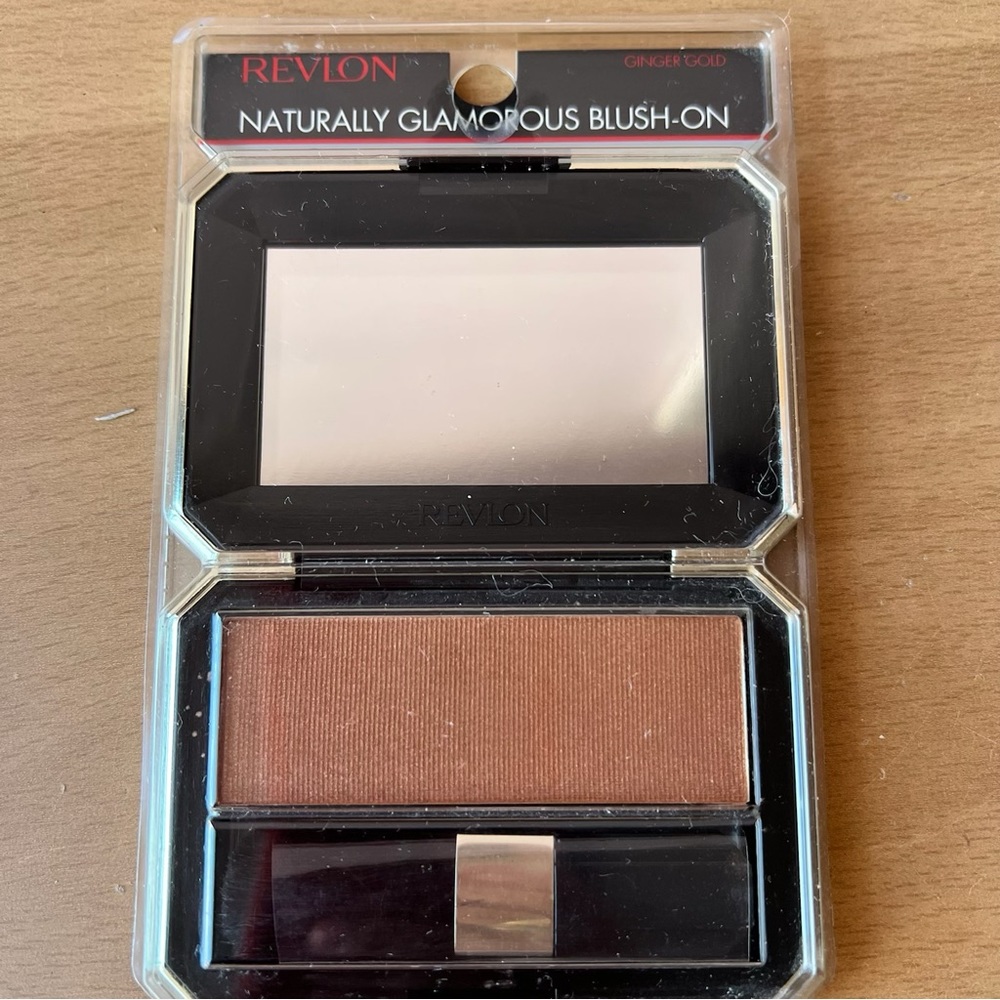 “New Old stock” vintage Discontinued Revlon blush BN sealed